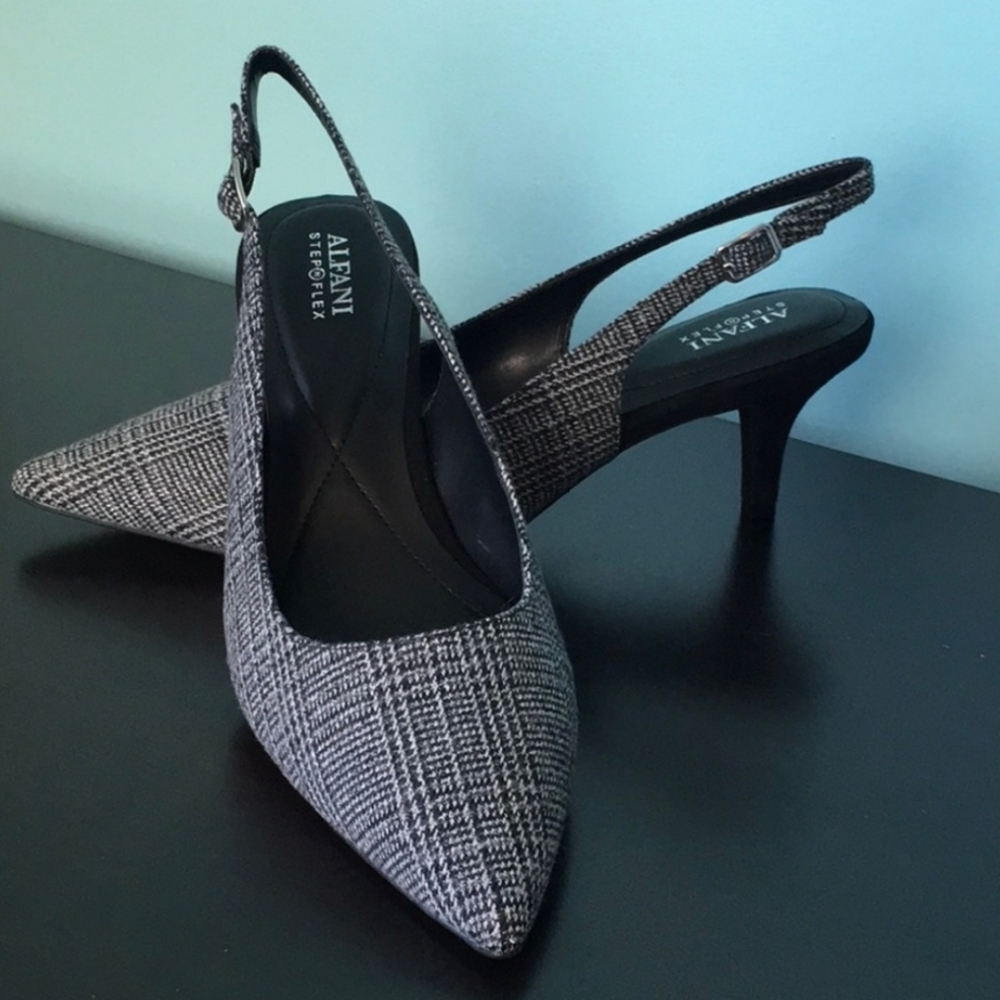 Alfani Step N Flex Bobbsy Pointed Toe Slingback